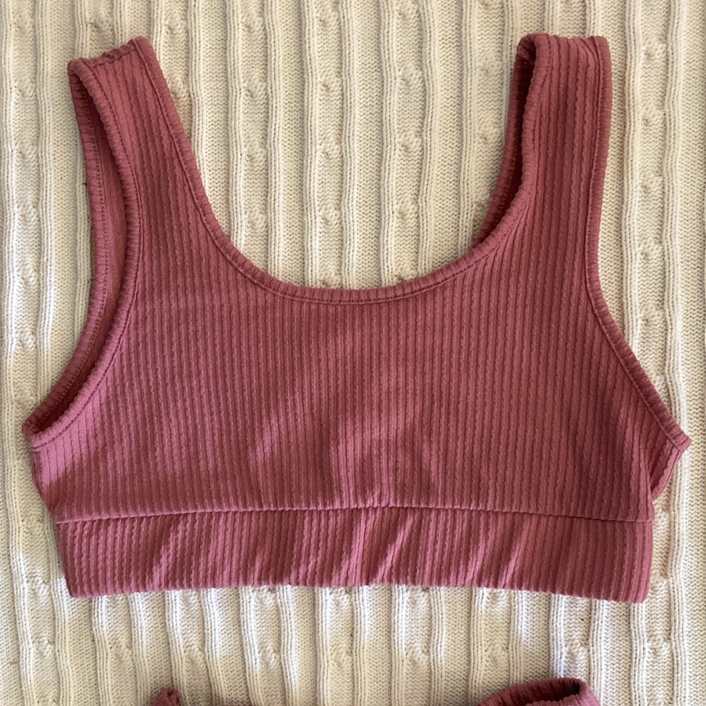 Lulu’s Two-Piece Set ~ Medium - Picture 6 of 7